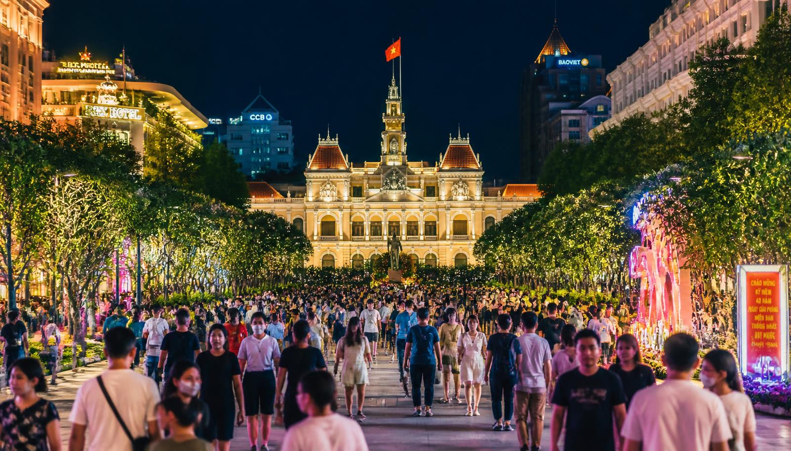 Phố đi bộ Nguyễn Huệ